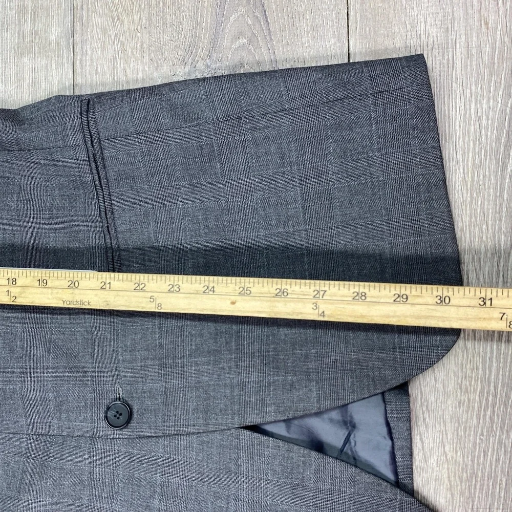 Source Unknown type suit